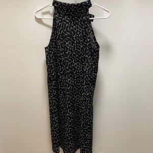 Banana republic
Black halter dress